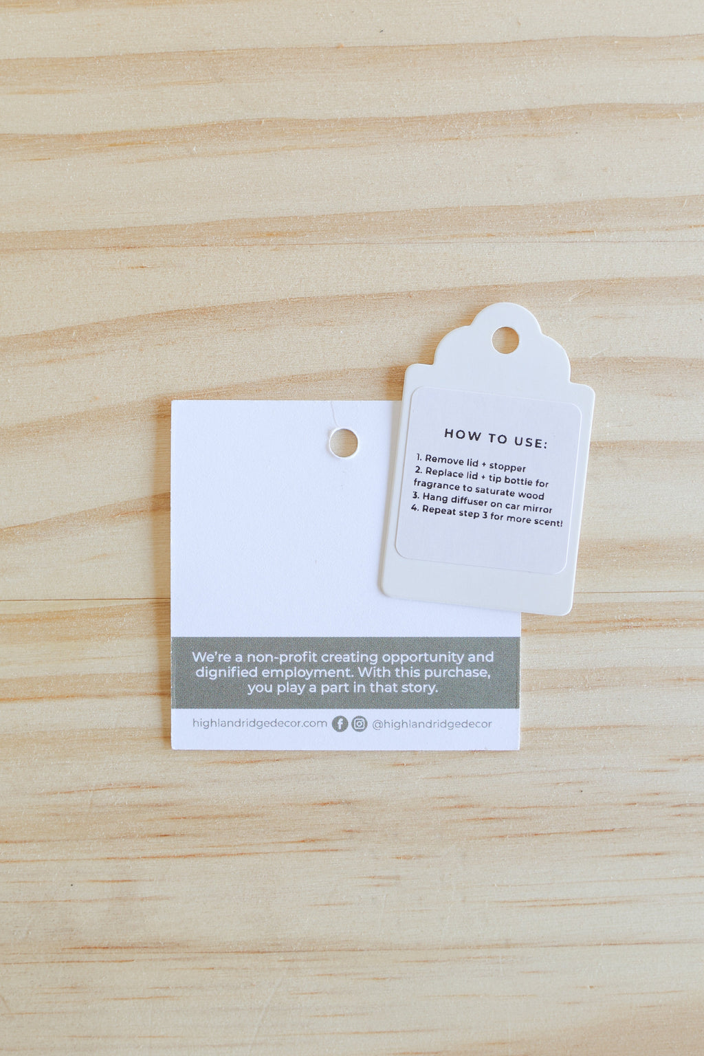 Rockin' Around The Christmas Tree | Car Diffuser | Hand-Poured | Orange, Clove & Ginger | Highland Ridge Decor