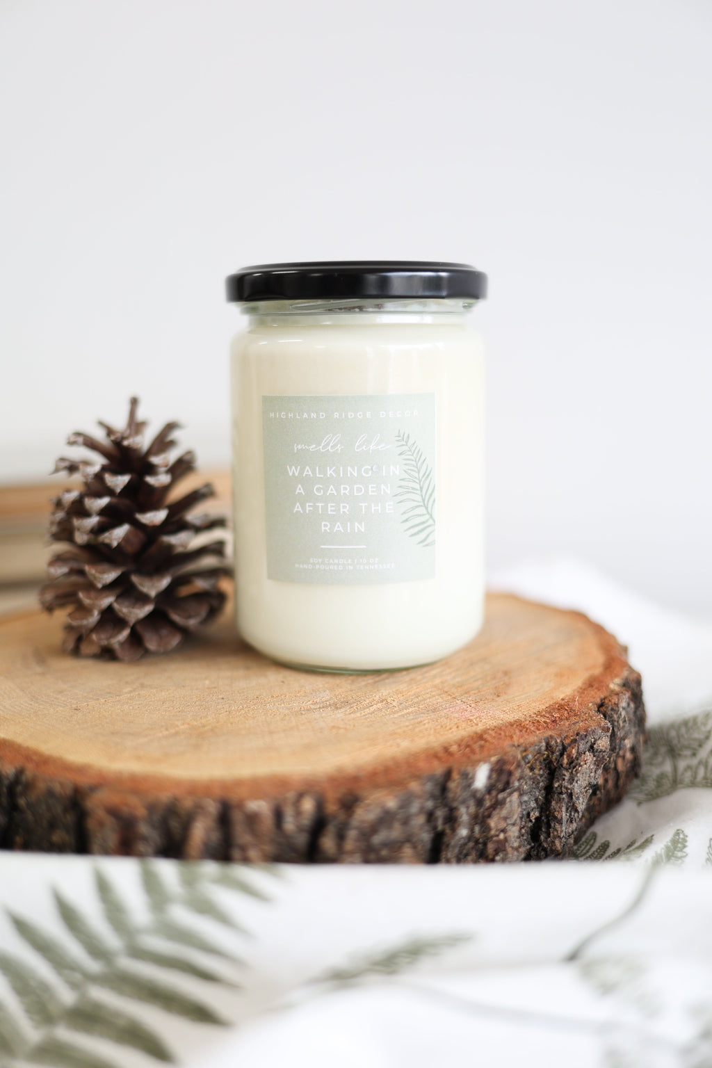 "Walking In A Garden After The Rain" Soy Candle | Natural Soy Wax | Crackling Wooden Wick | Jasmine, Gardenia & Moss | 10 oz | Highland Ridge Decor