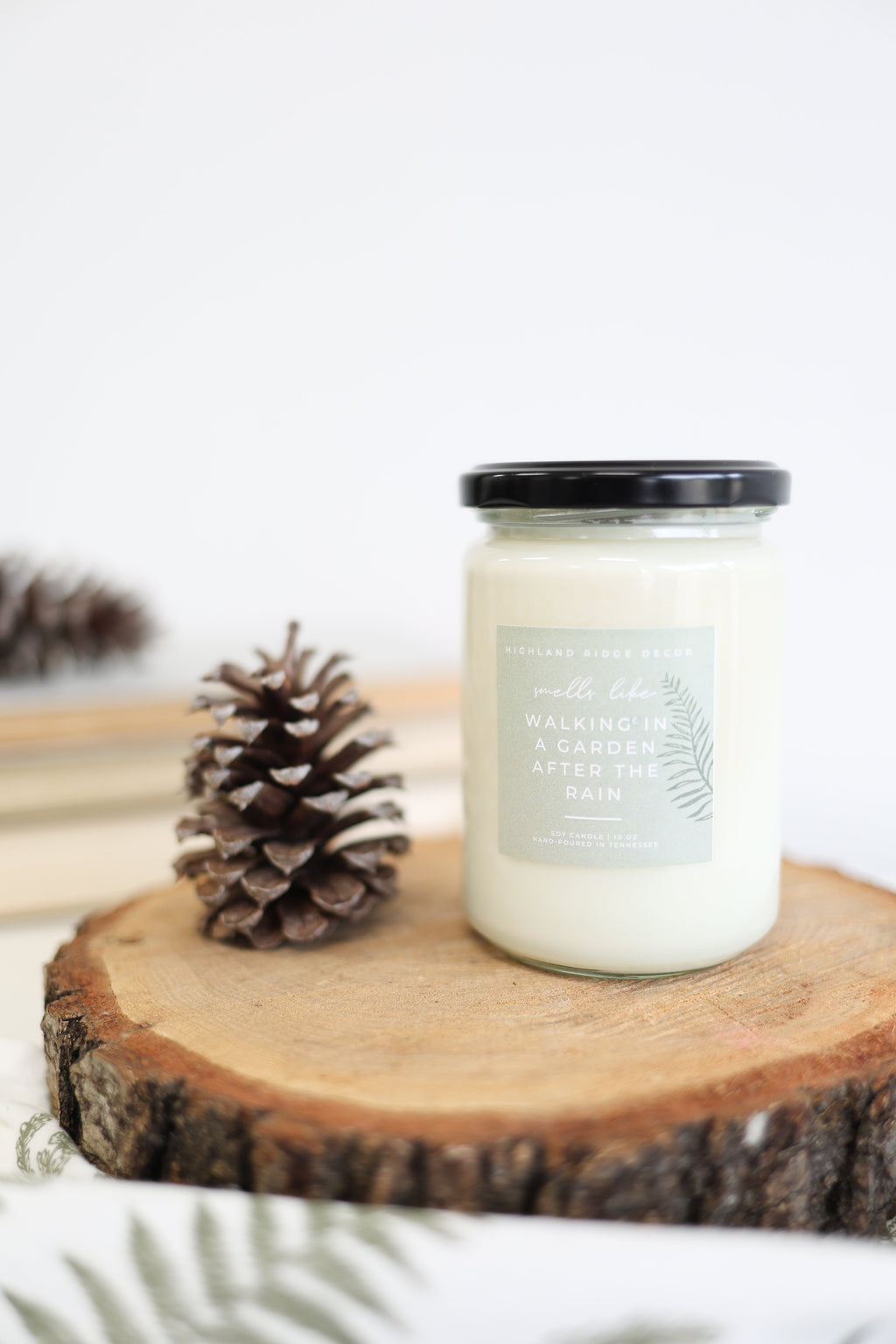 "Walking In A Garden After The Rain" Soy Candle | Natural Soy Wax | Crackling Wooden Wick | Jasmine, Gardenia & Moss | 10 oz | Highland Ridge Decor
