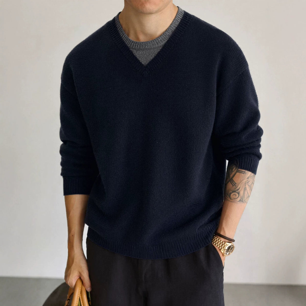 Fake two V-neck spliced sweaters