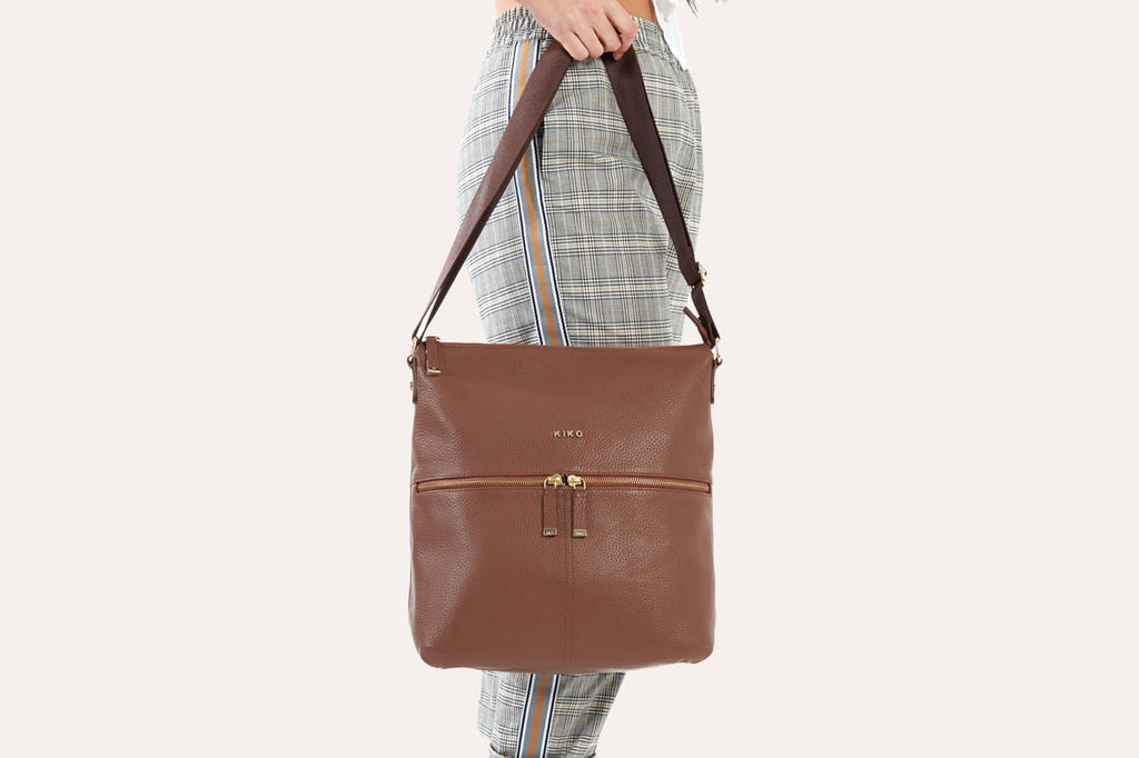 Pebble Leather Zip Tote