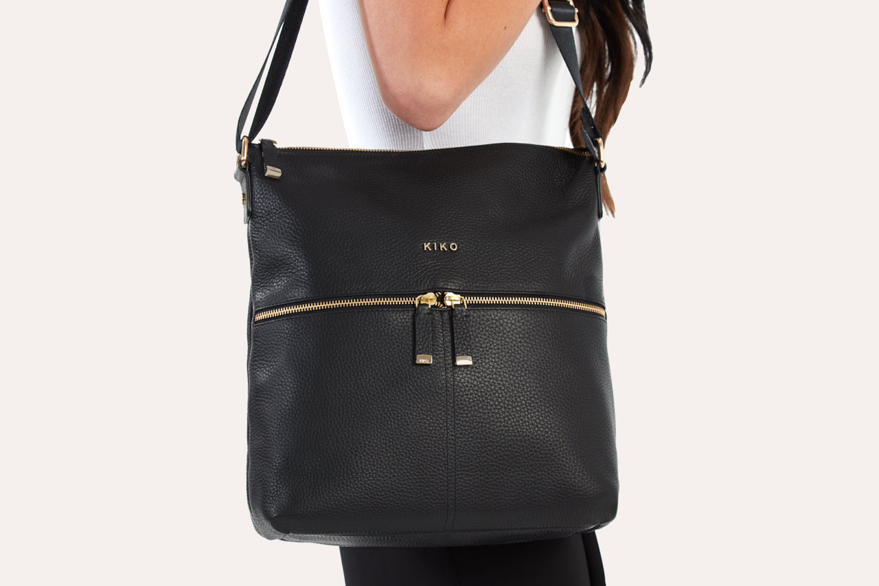 Pebble Leather Zip Tote