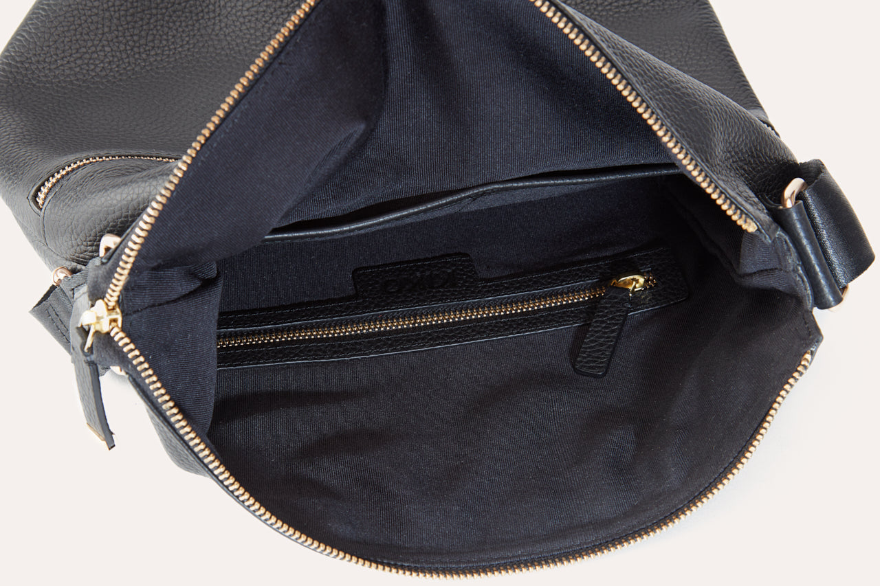 Pebble Leather Zip Tote