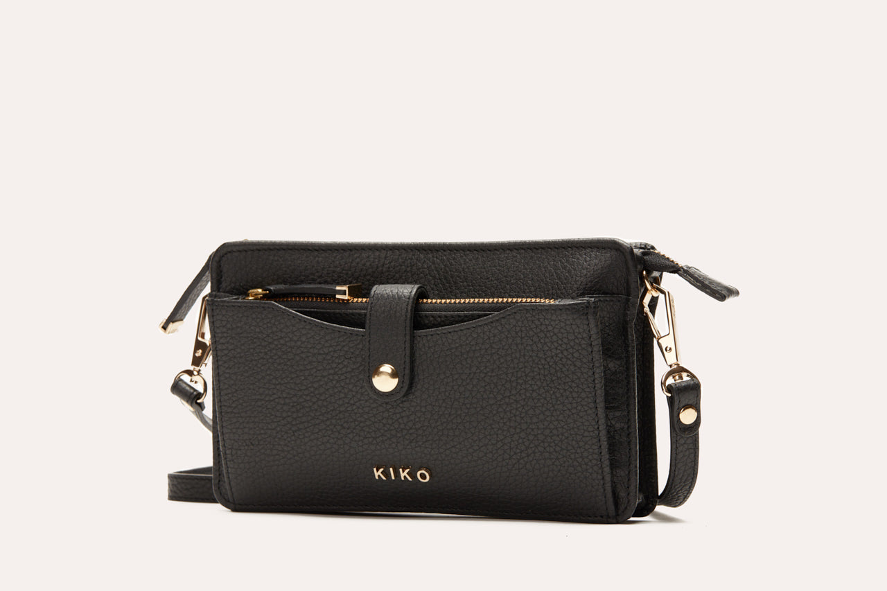Pebble Leather Wallet Crossbody