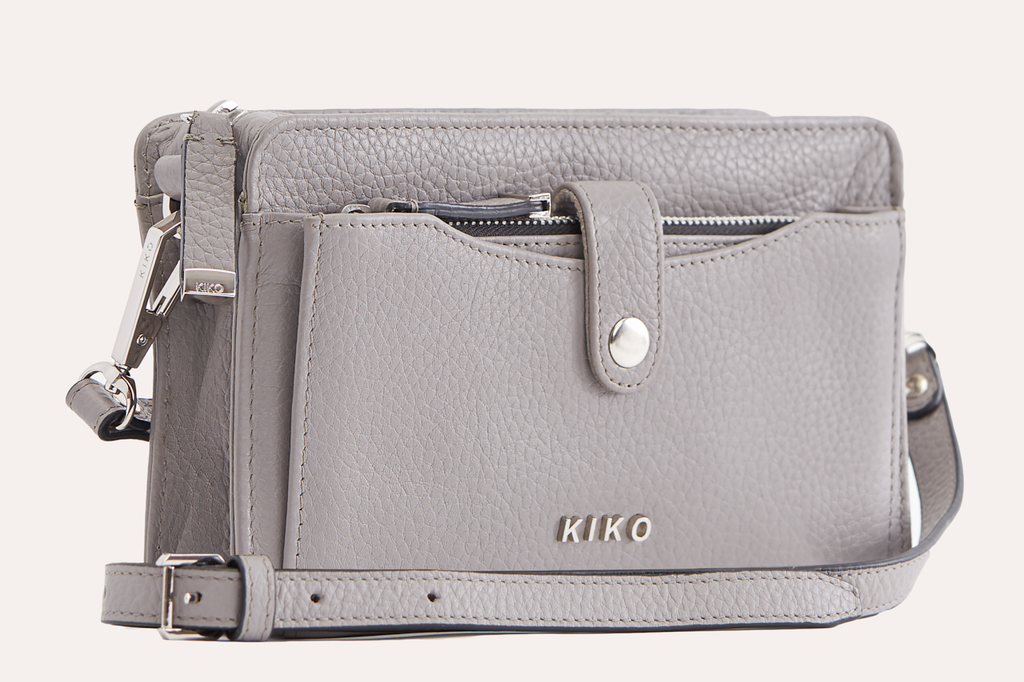 Pebble Leather Wallet Crossbody