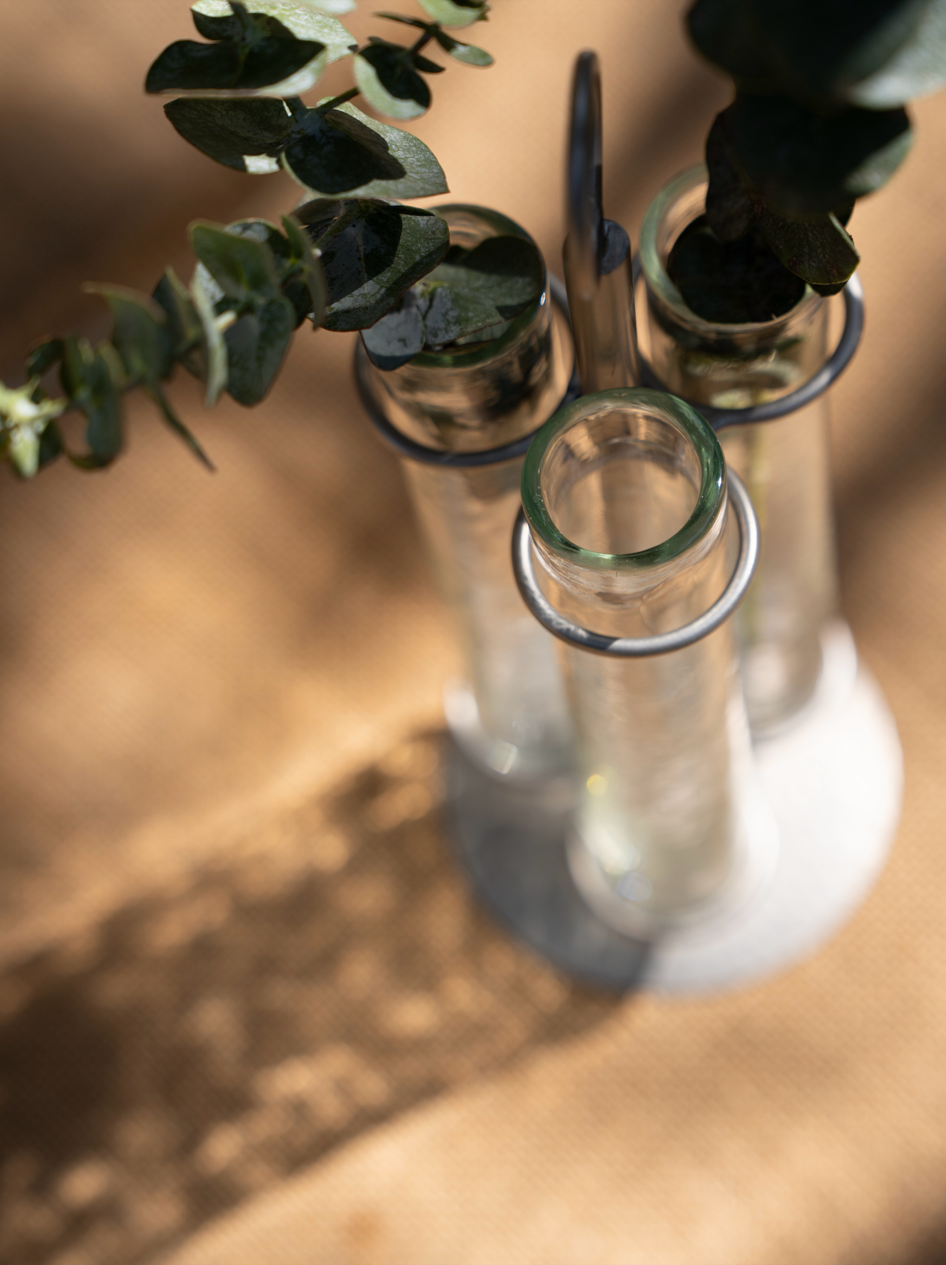 Floral Trio Table Vase – Hammered Pewter Finish