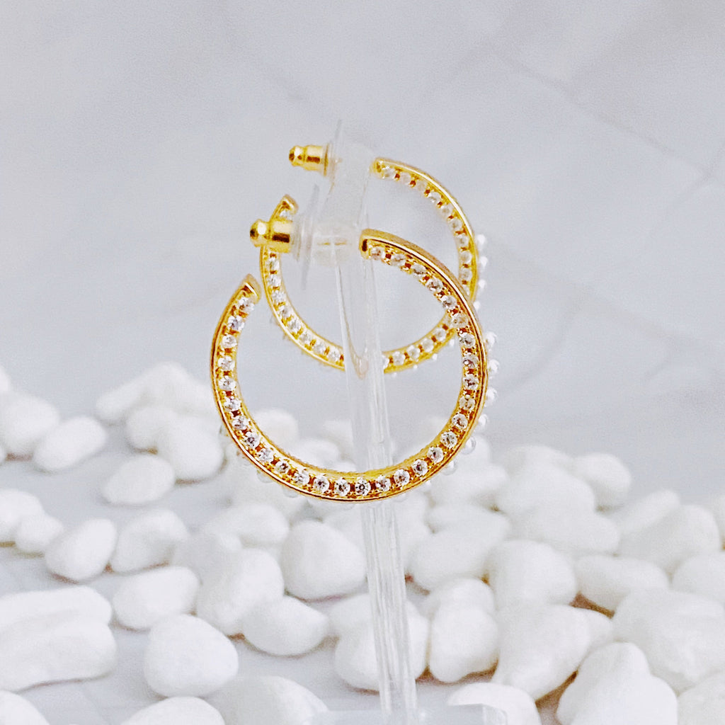Classy Lady Pearl Hoop Earrings | 18K Gold Plated Brass | Pearl & Cubic Zirconia