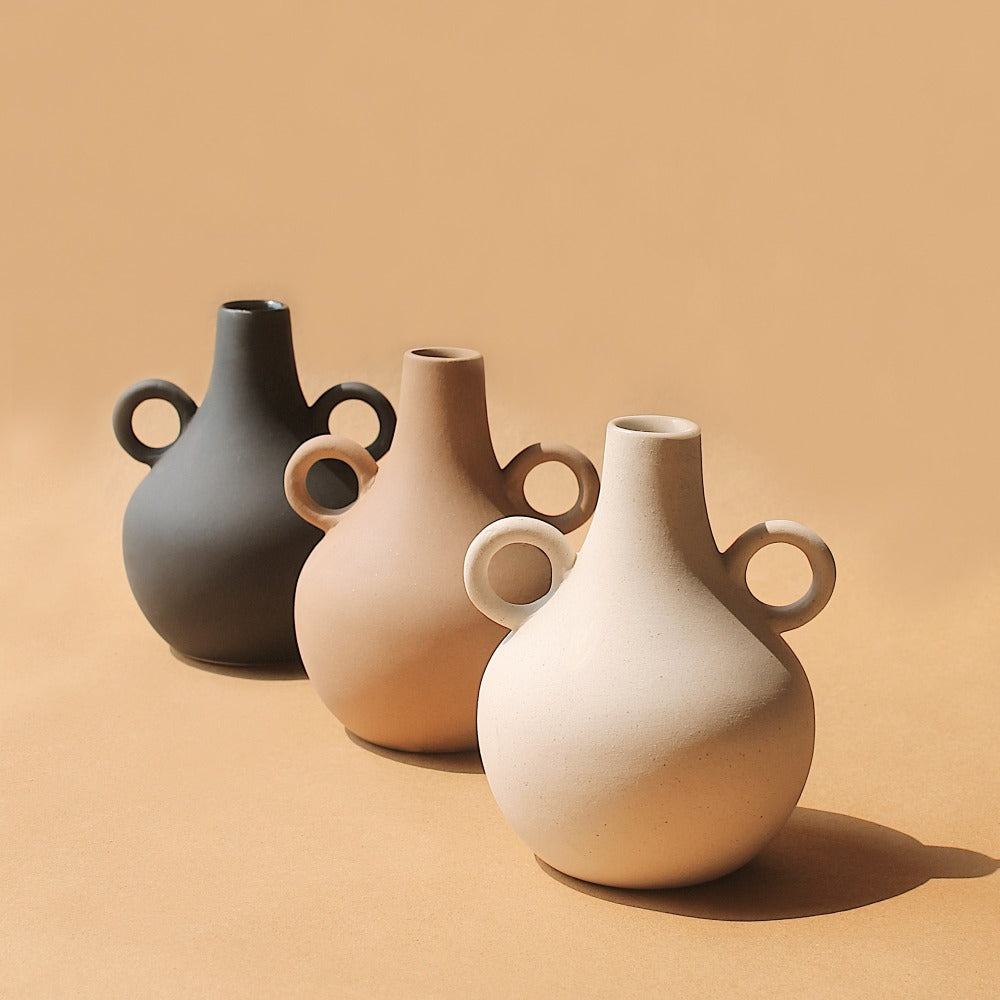 Belly Ceramic Vase | Ancient-Inspired Sculpture | Dried Flowers | Black, Terracotta & Off-White