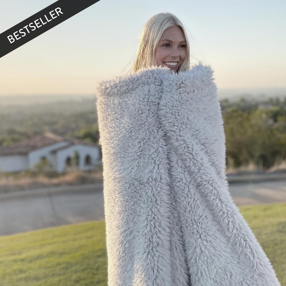 Angel Plush Blanket | Faux Fur Llama Plush | Ultimate Cozy Cocoon | BIG LOViE
