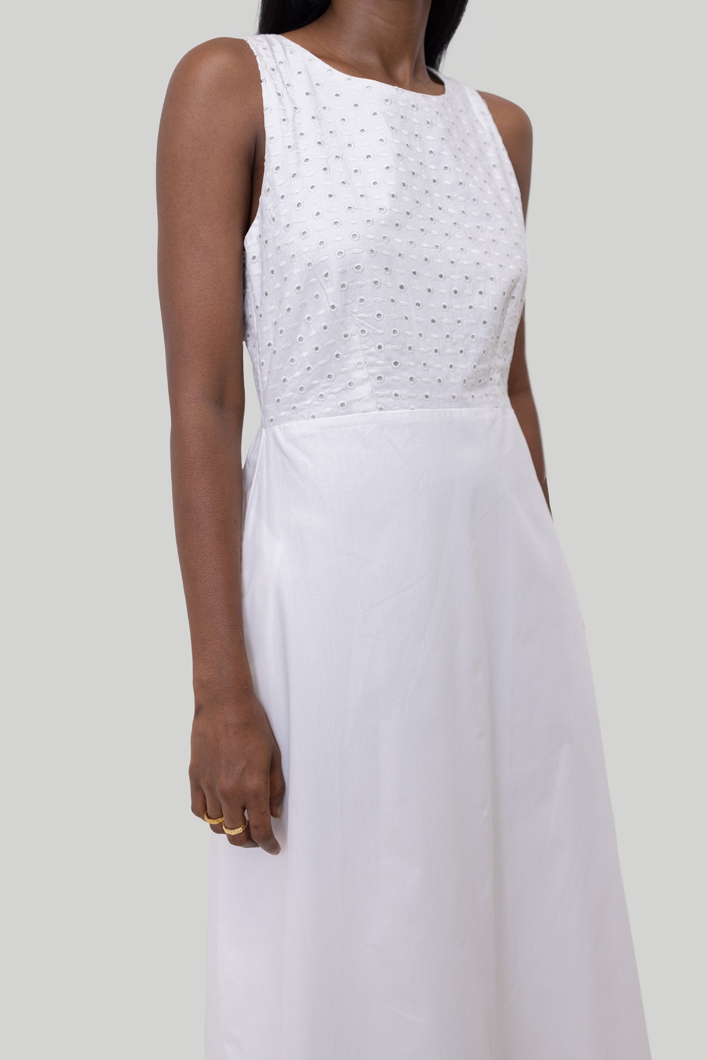 Cross-Back Midi Dress in Eyelet Embroidery | 100% Organic Cotton | Coconut White | Pockets | XS–3XL | Reistor
