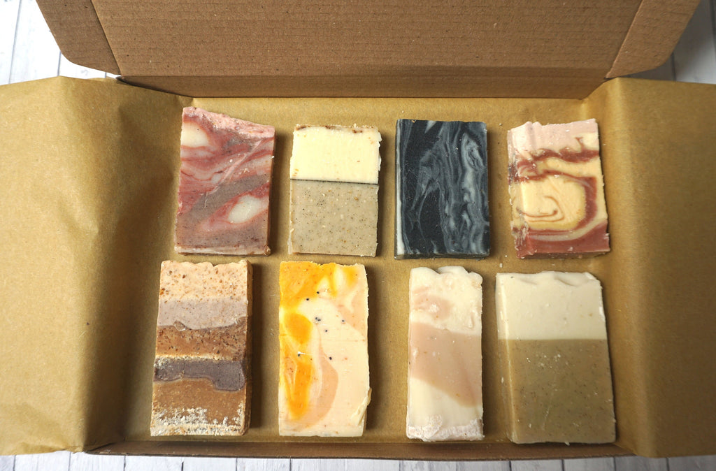 Soap Sampler Gift Set | 8 x 25g Mini Travel Soaps | Natural
