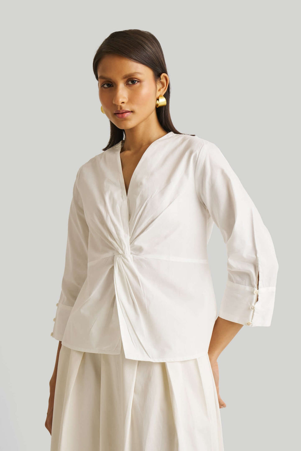 Front Twist Top in Coconut White | 100% Organic Cotton Poplin | V-Neck | Twisted Waist | Sleeve Button Detail | XS–3XL | Reistor
