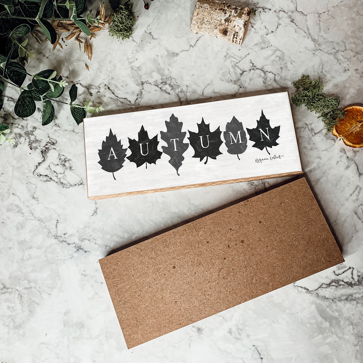 Rustic Wooden Autumn Sign – Handmade Seasonal Home Decor
