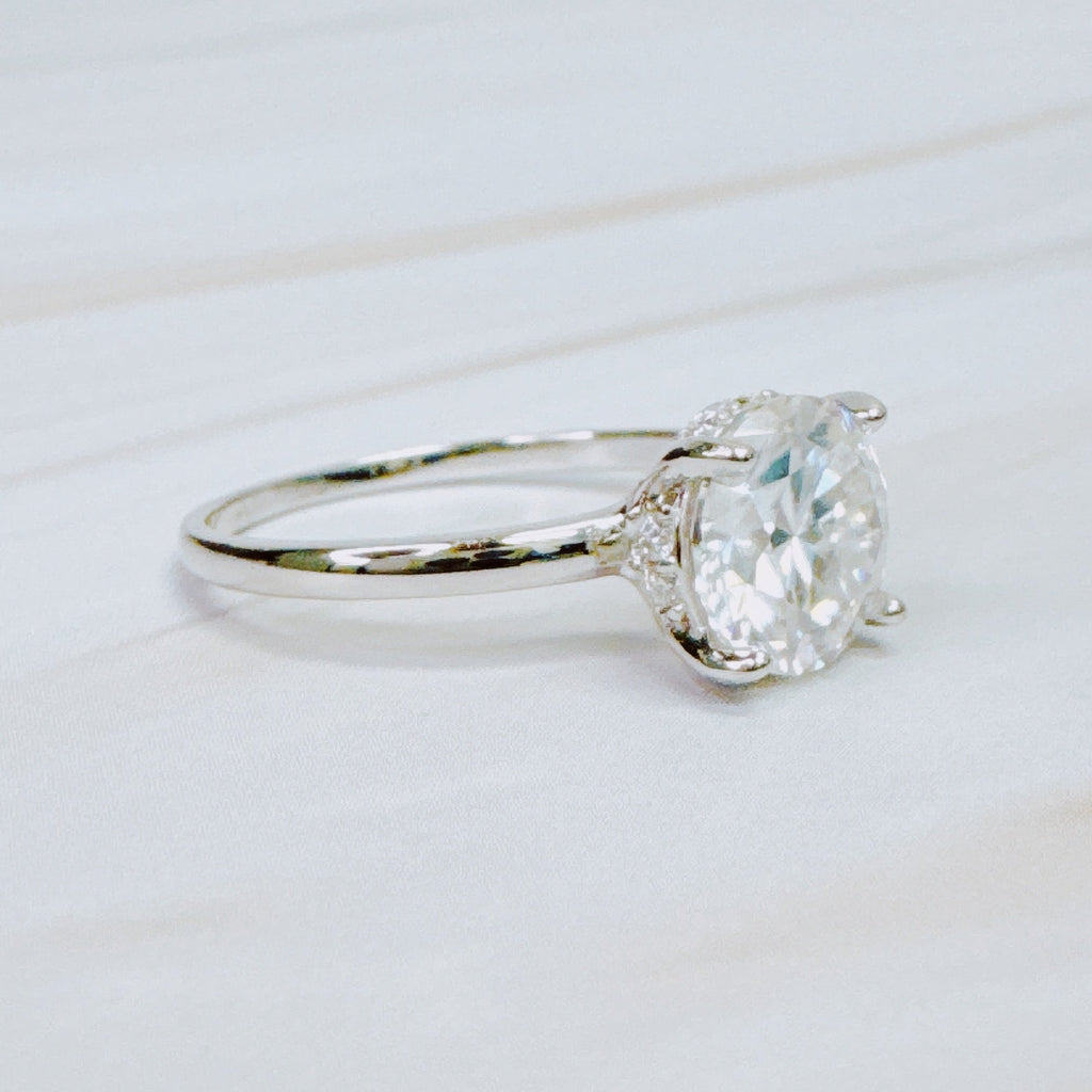 Brilliant Moissanite Halo Solitaire Ring