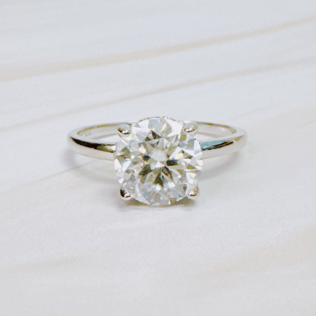 Brilliant Moissanite Halo Solitaire Ring