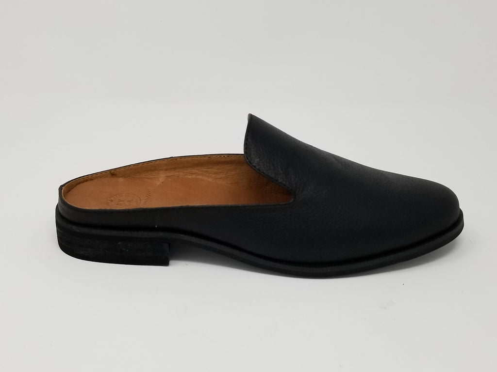 Long Beach Leather Slide