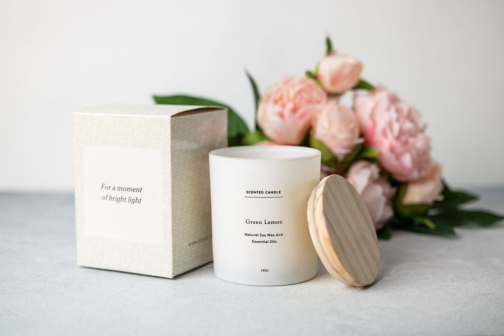 The Ultimate Get Well Gift Box | 16-Piece All Natural Care Package | Eucalyptus, Mint, Tea & More | Lizush
