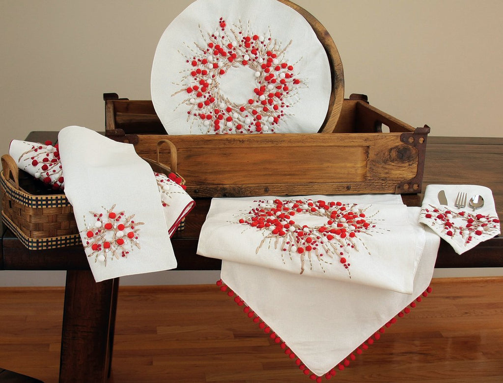 Holiday Berry Wreath Inch Doily