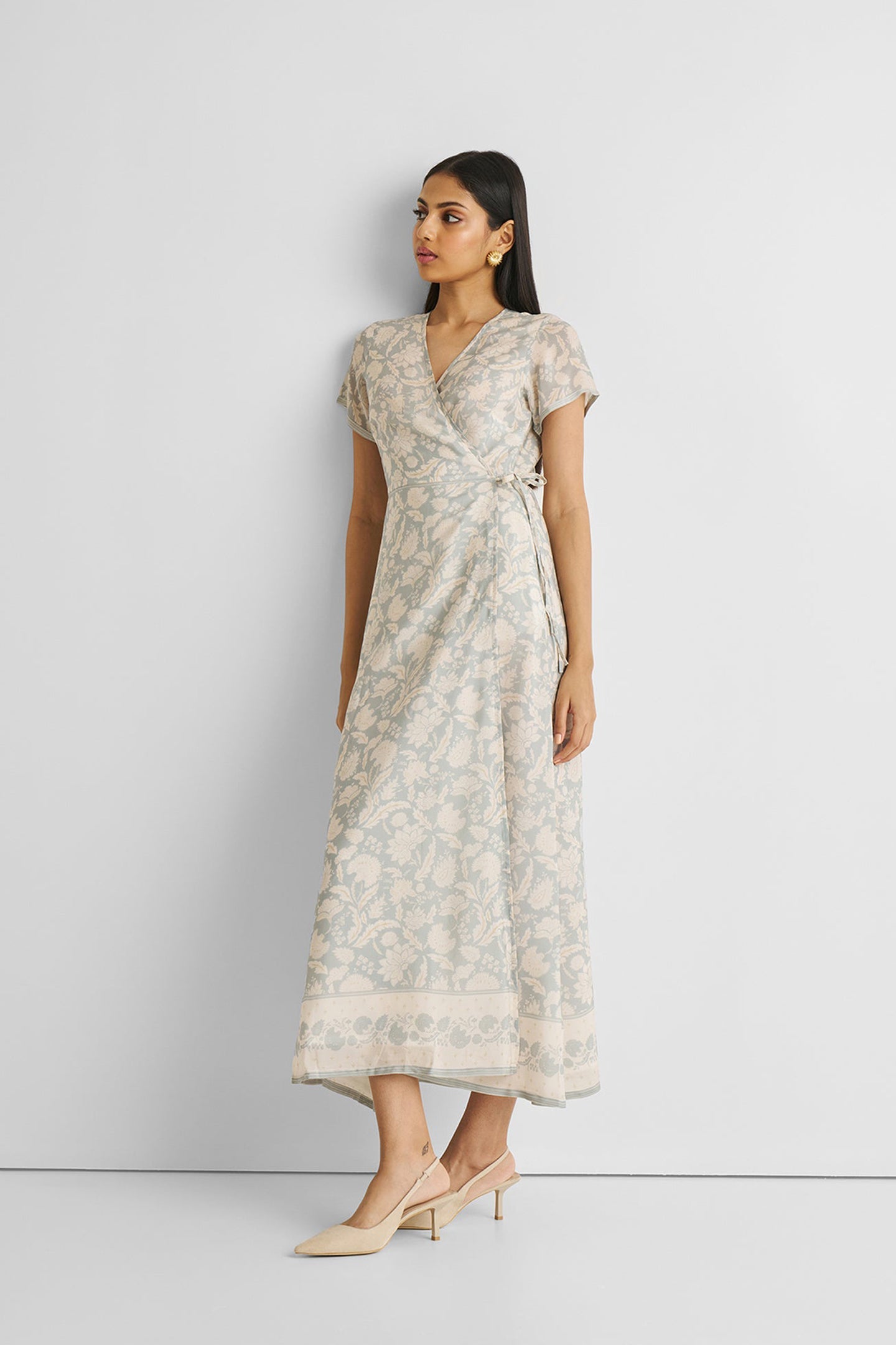 Maxi Wrap Dress in Blue Florals | 100% Bemberg™ Crepe | Vintage Bouquet Blue | Wrap Tie | Pockets | XS–3XL | Reistor