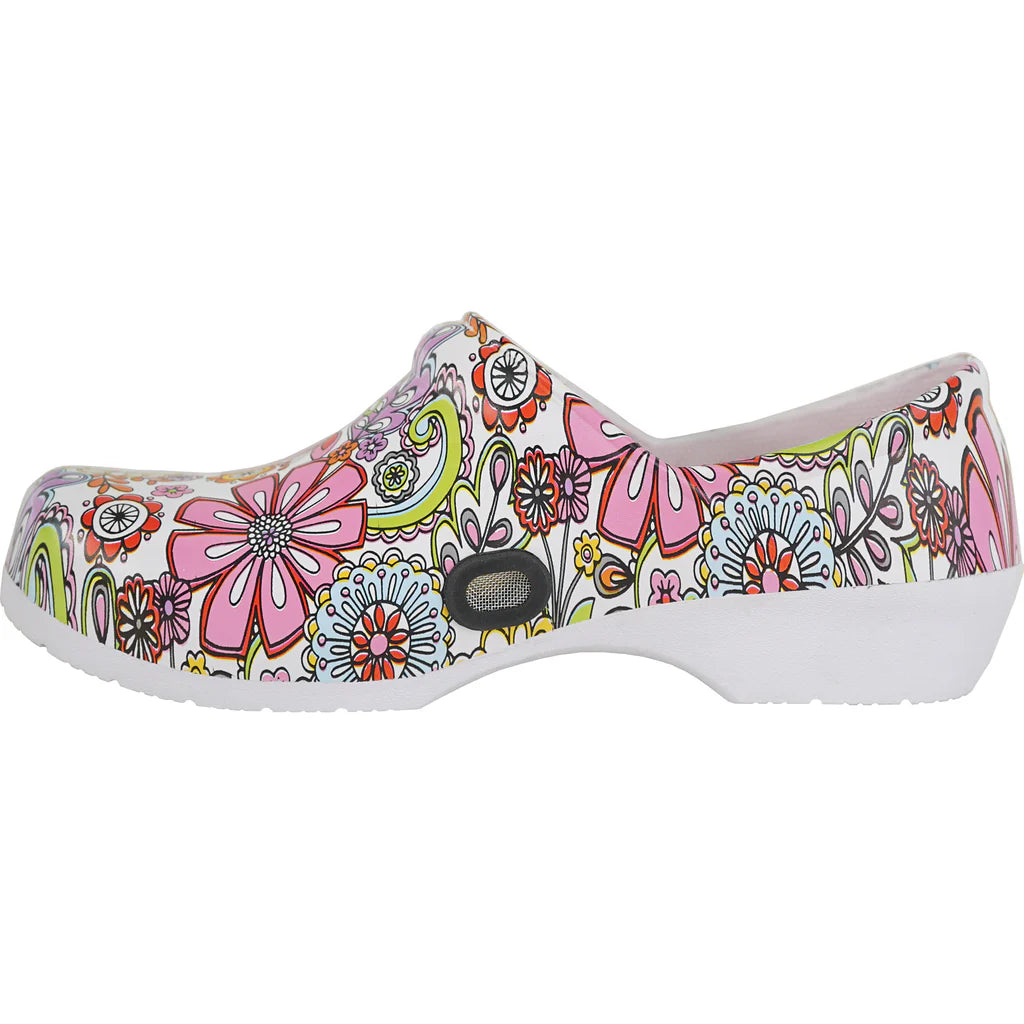 Women Slip Resistant Clog Flower-1
