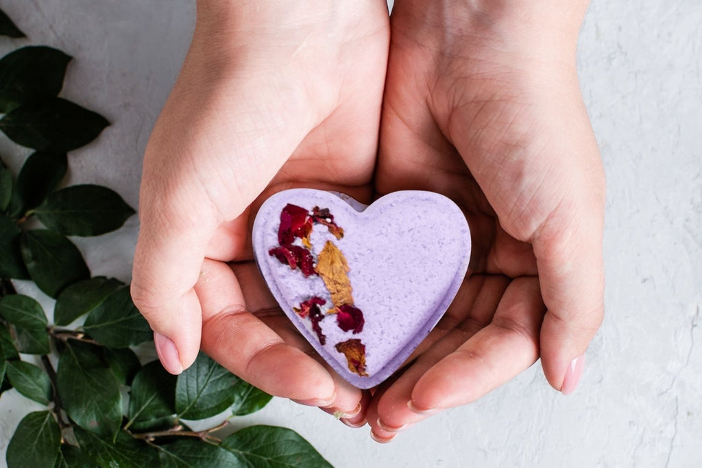 Heart Shaped Shower Steamers | Set of 5 | Lavender | Handmade | Gift Box | Personalized Note | All Natural | Lizush