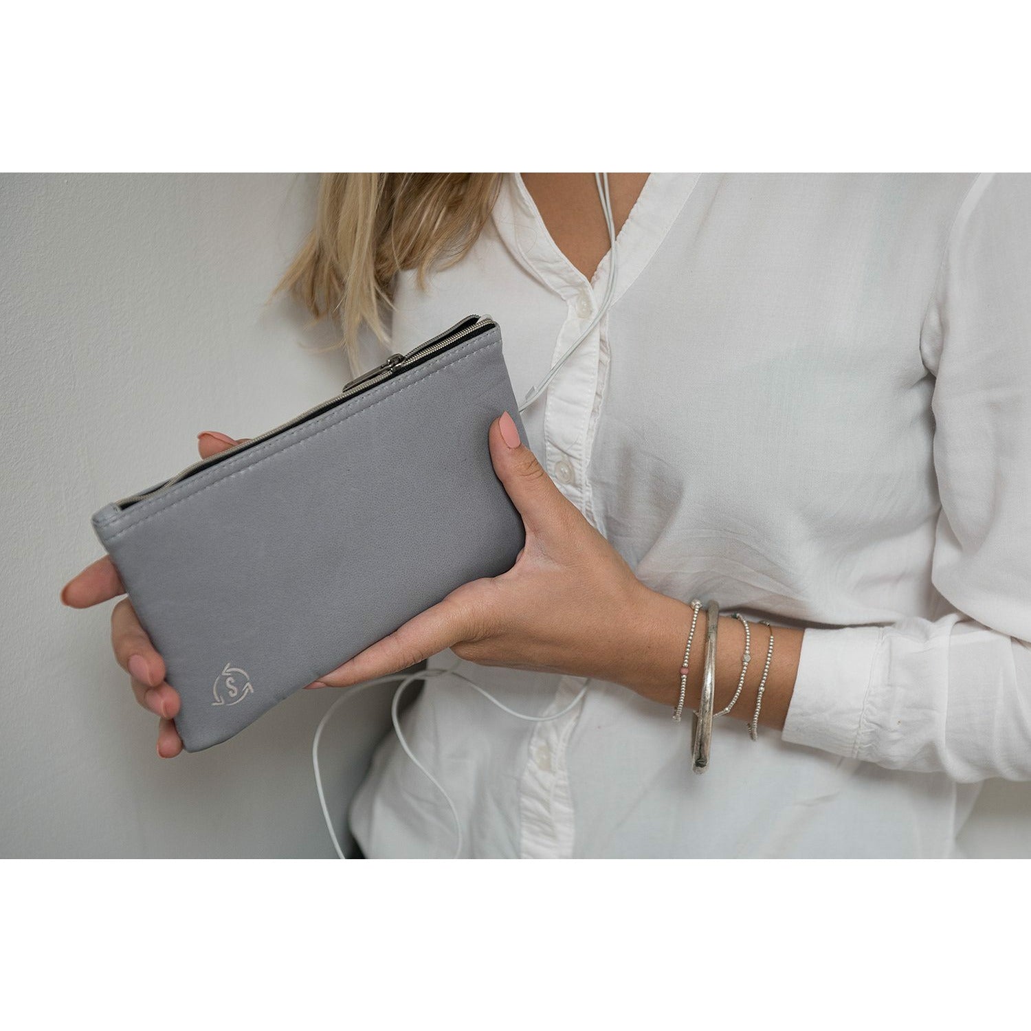 Treasure Pouch | 100% Recycled | Passport, Makeup & Travel Organizer | 6 Colors | IKI by Smateria