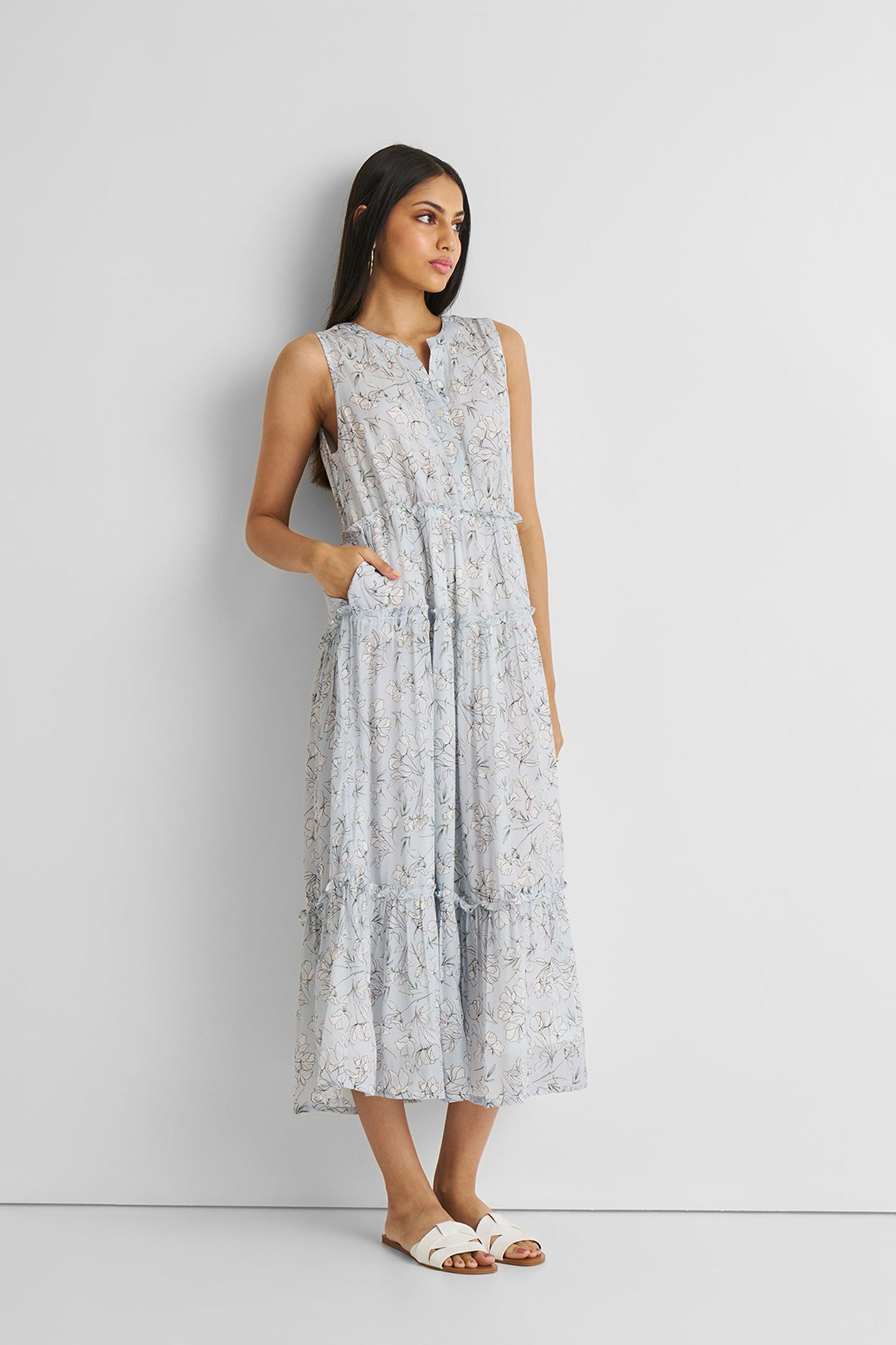 Peony Blues Perfect Resort Maxi Dress | Blue Florals | 100% Bemberg™ Crepe | Mandarin Collar | XS-3XL | Reistor