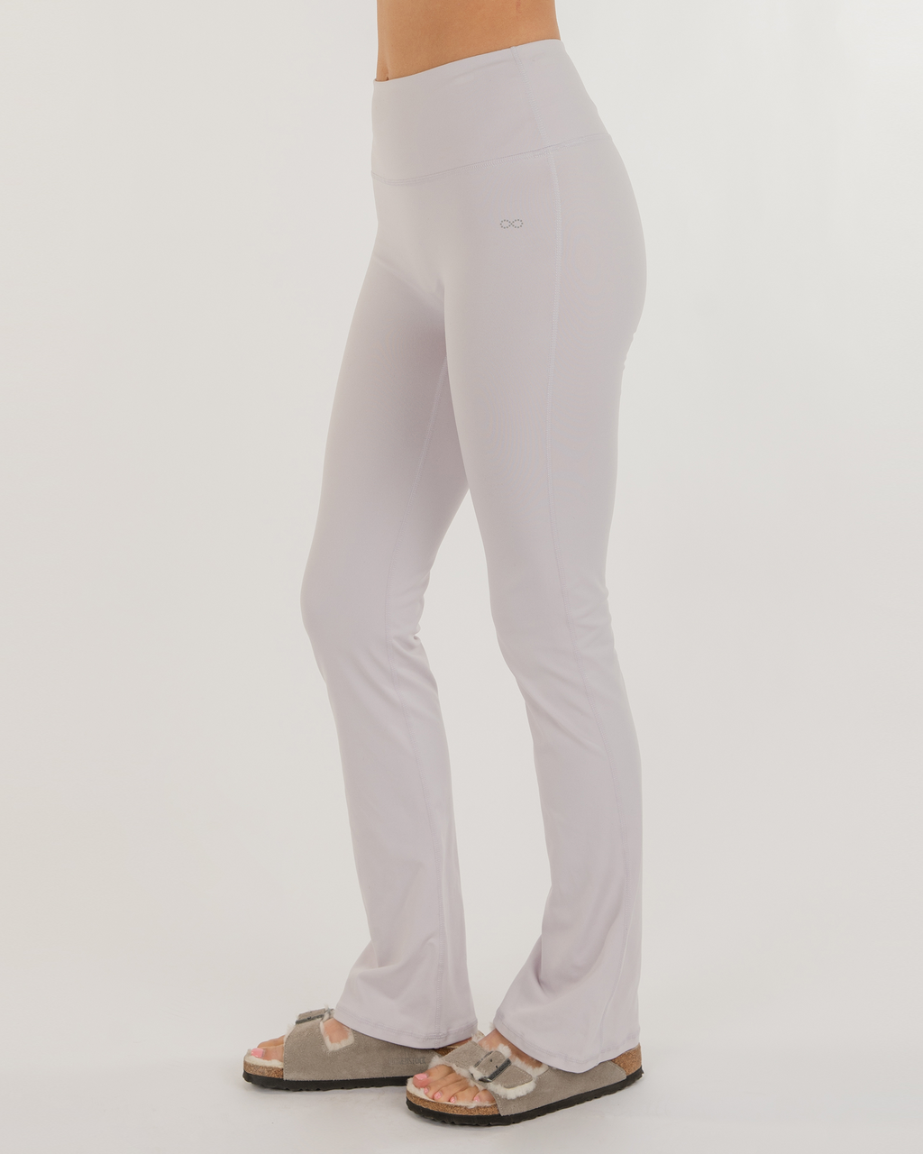 Lexi Bootcut Cloudlux Legging | 88% Nylon 12% Spandex | High Waist | 4-Way Stretch | 29.5" Inseam | 5 Colors | XS–XL | Rebody