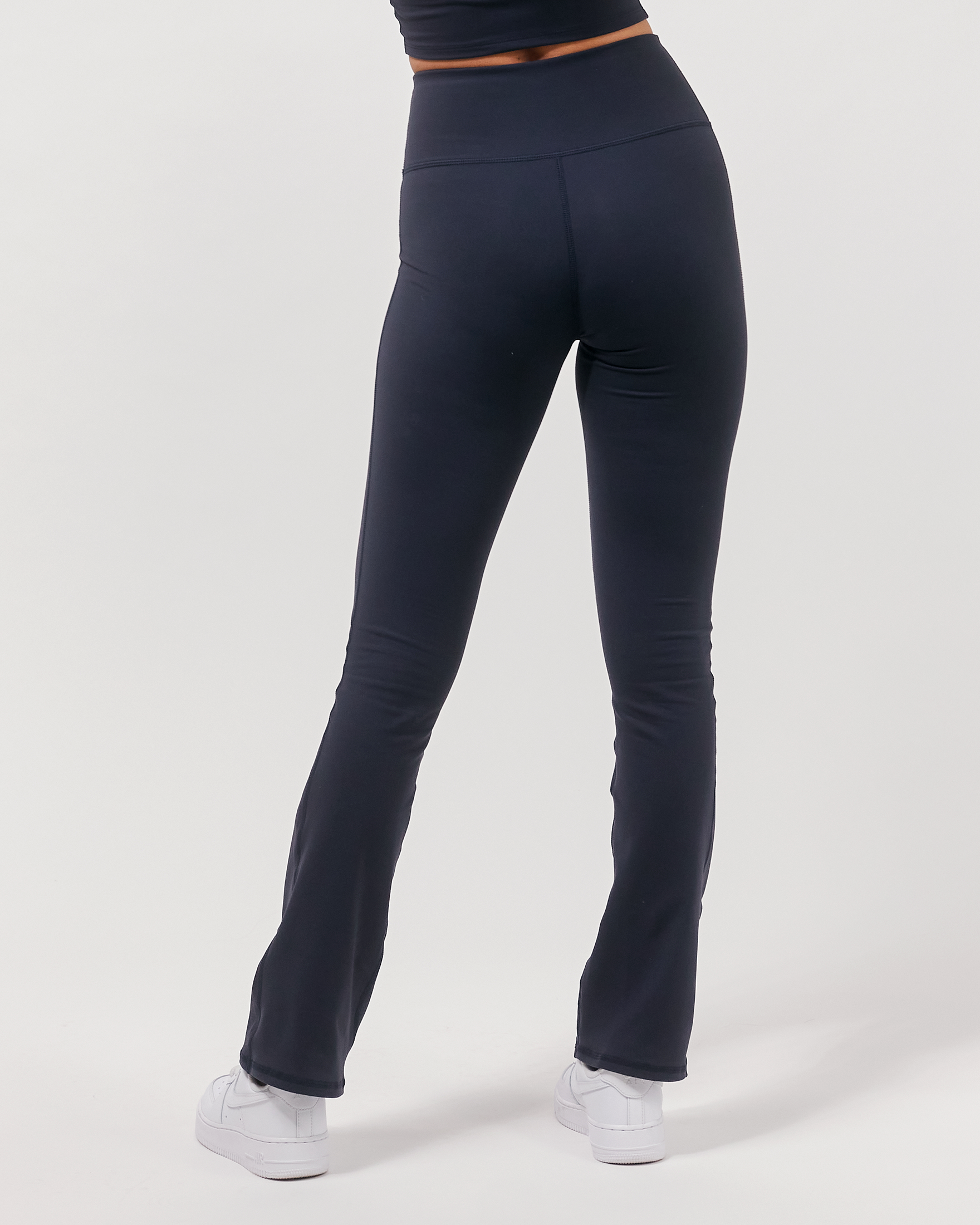 Lexi Bootcut Cloudlux Legging | 88% Nylon 12% Spandex | High Waist | 4-Way Stretch | 29.5" Inseam | 5 Colors | XS–XL | Rebody