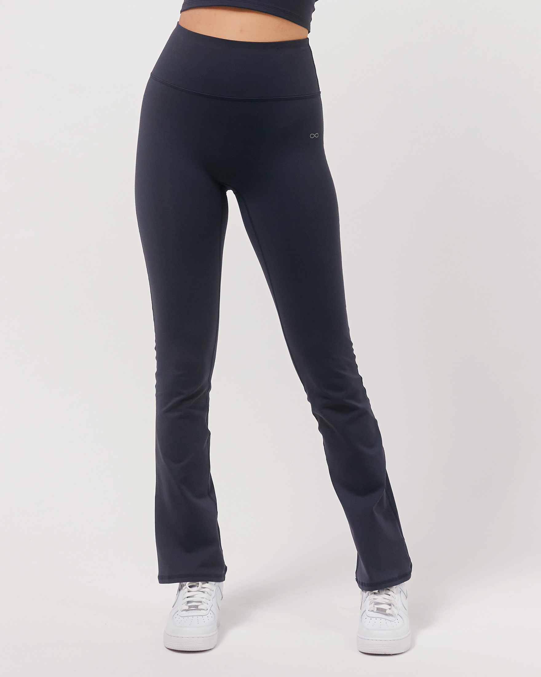 Lexi Bootcut Cloudlux Legging | 88% Nylon 12% Spandex | High Waist | 4-Way Stretch | 29.5" Inseam | 5 Colors | XS–XL | Rebody