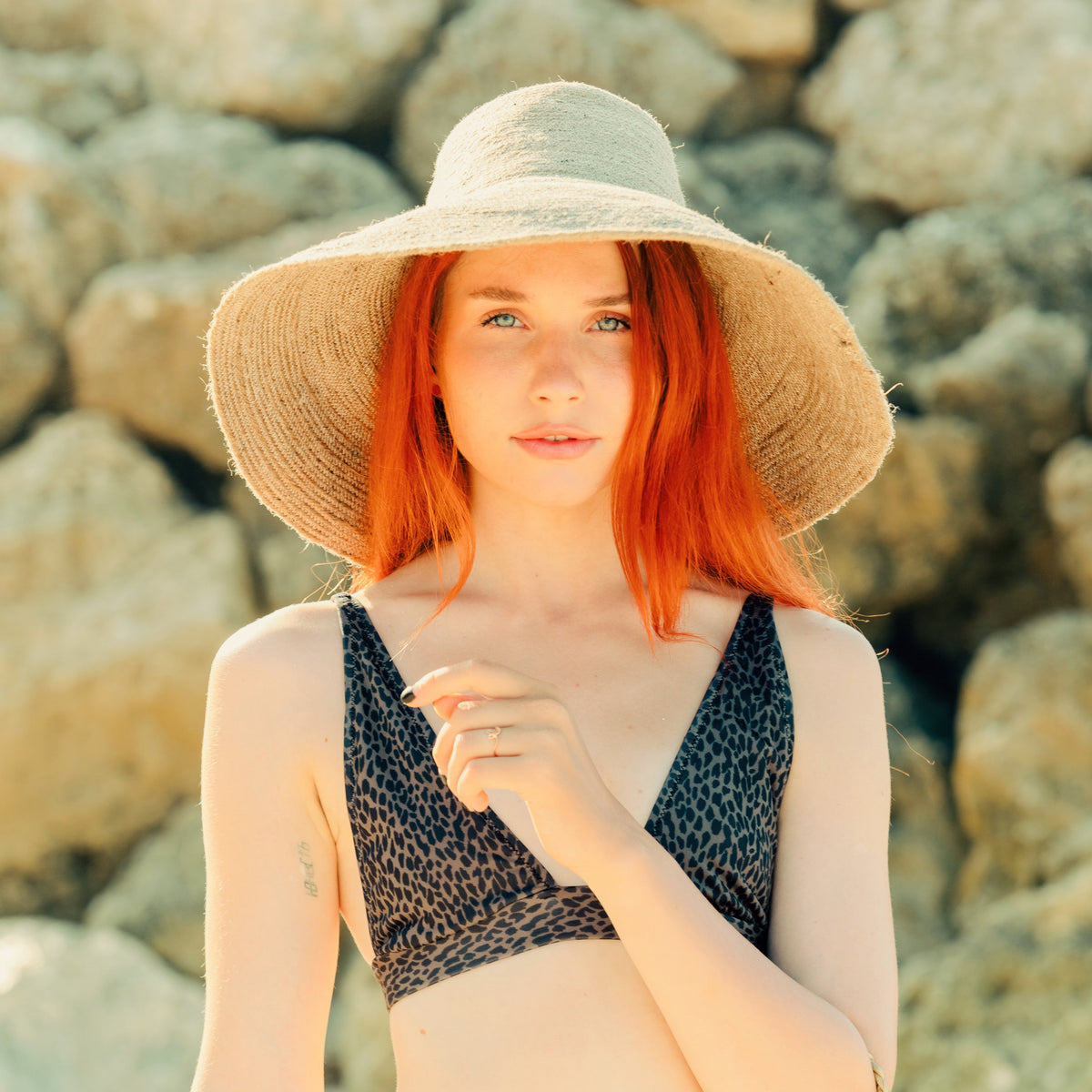 The Riri Jute Handwoven Straw Hat In Beige