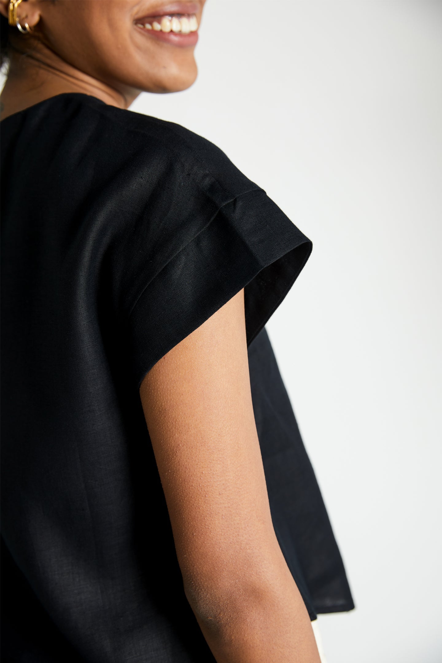 Sandcastle Saturdays Top – Black