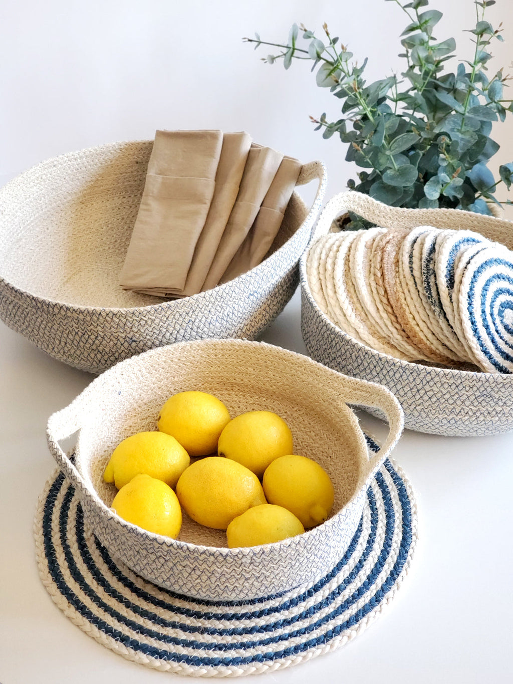 Kata Spiral Jute Placemat | Blue & White | Set of 4 | Handmade in Bangladesh | Korissa