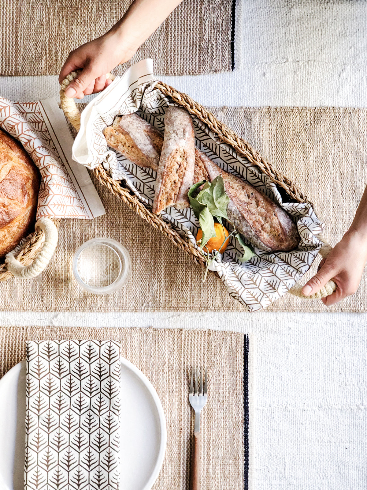 Savar Bread Basket with White Handle | Handwoven Seagrass & Jute | Fair Trade | Savar, Bangladesh | Korissa