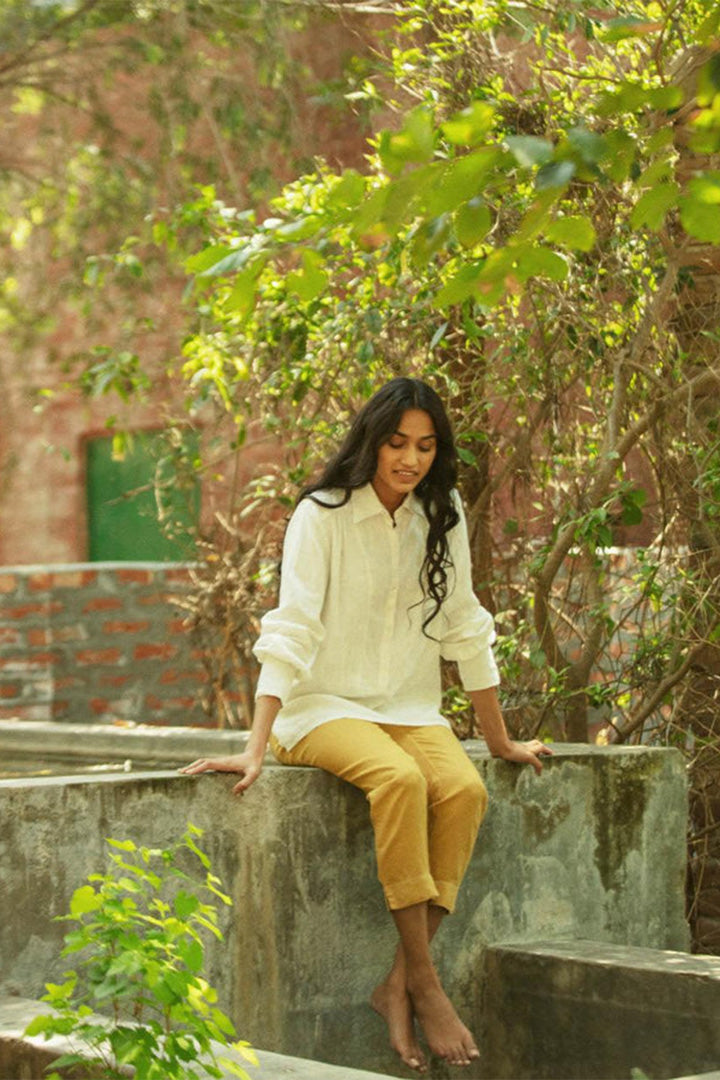 Summer Shirt in Shell Off-White | 100% Hemp | Relaxed Fit | Shoulder Gather Detail | Reistor