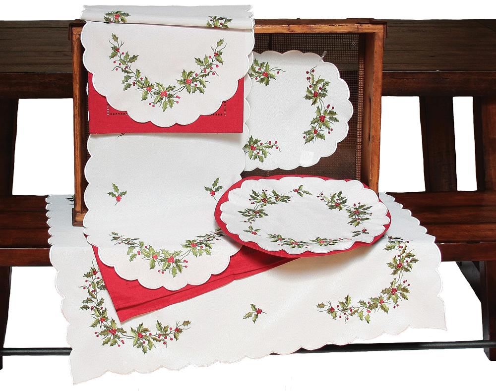 Mistletoe Table Topper