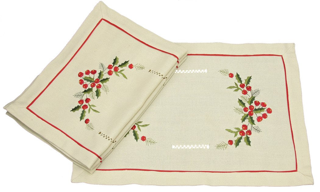 XD5138 Country Holly Berry Placemats Set of 4 14x20