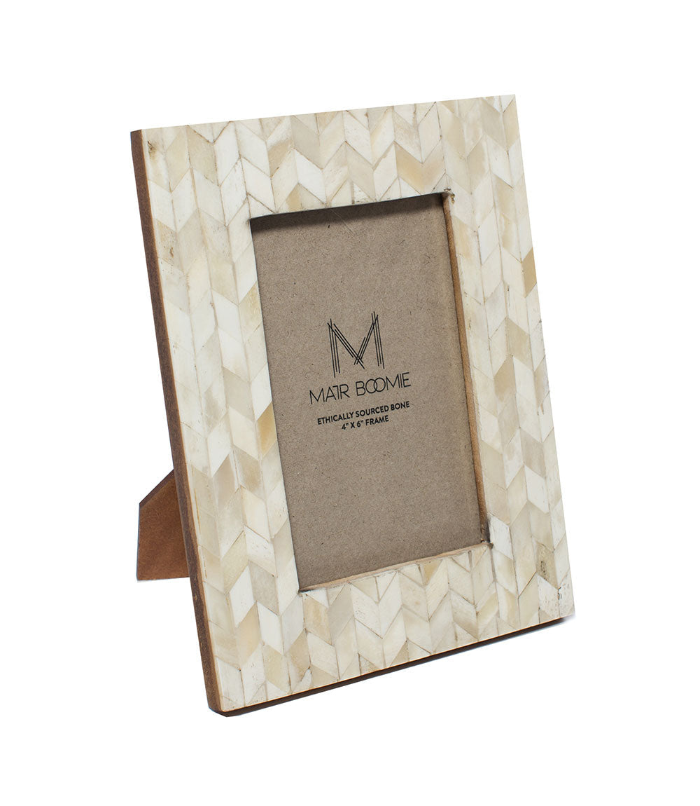 Selah 4x6 Picture Frame | Hand Carved Mosaic Chevron