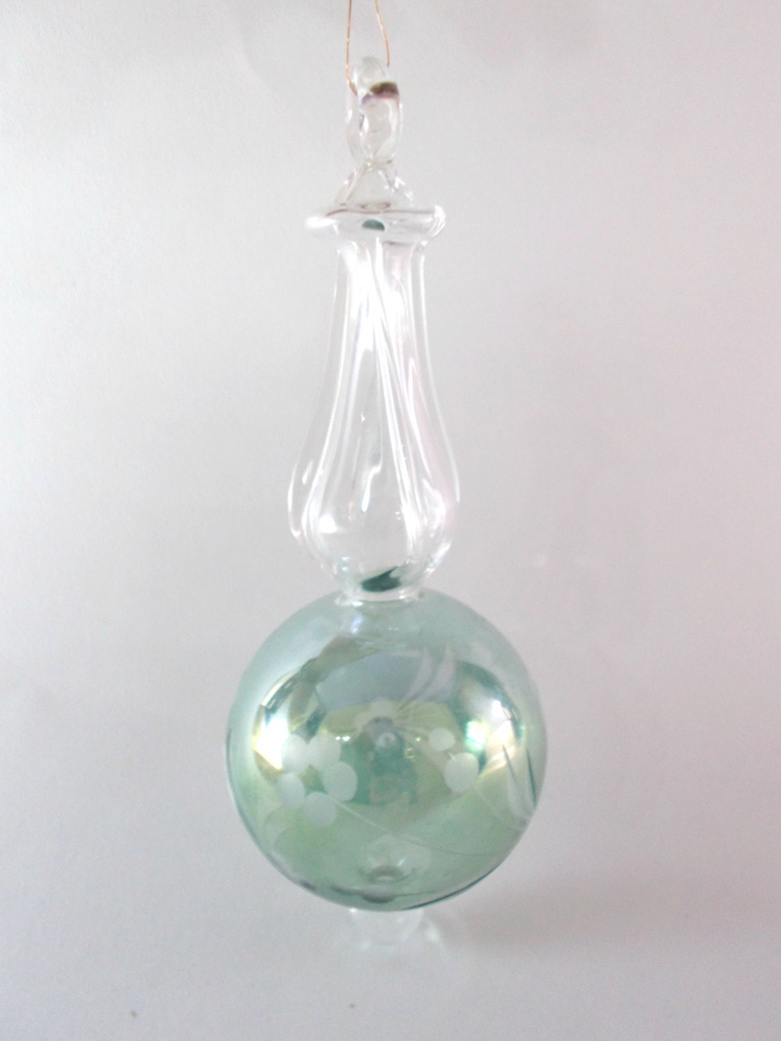 Artisanal Hand-Blown Vitreous Ornaments | Bespoke Holiday Decor