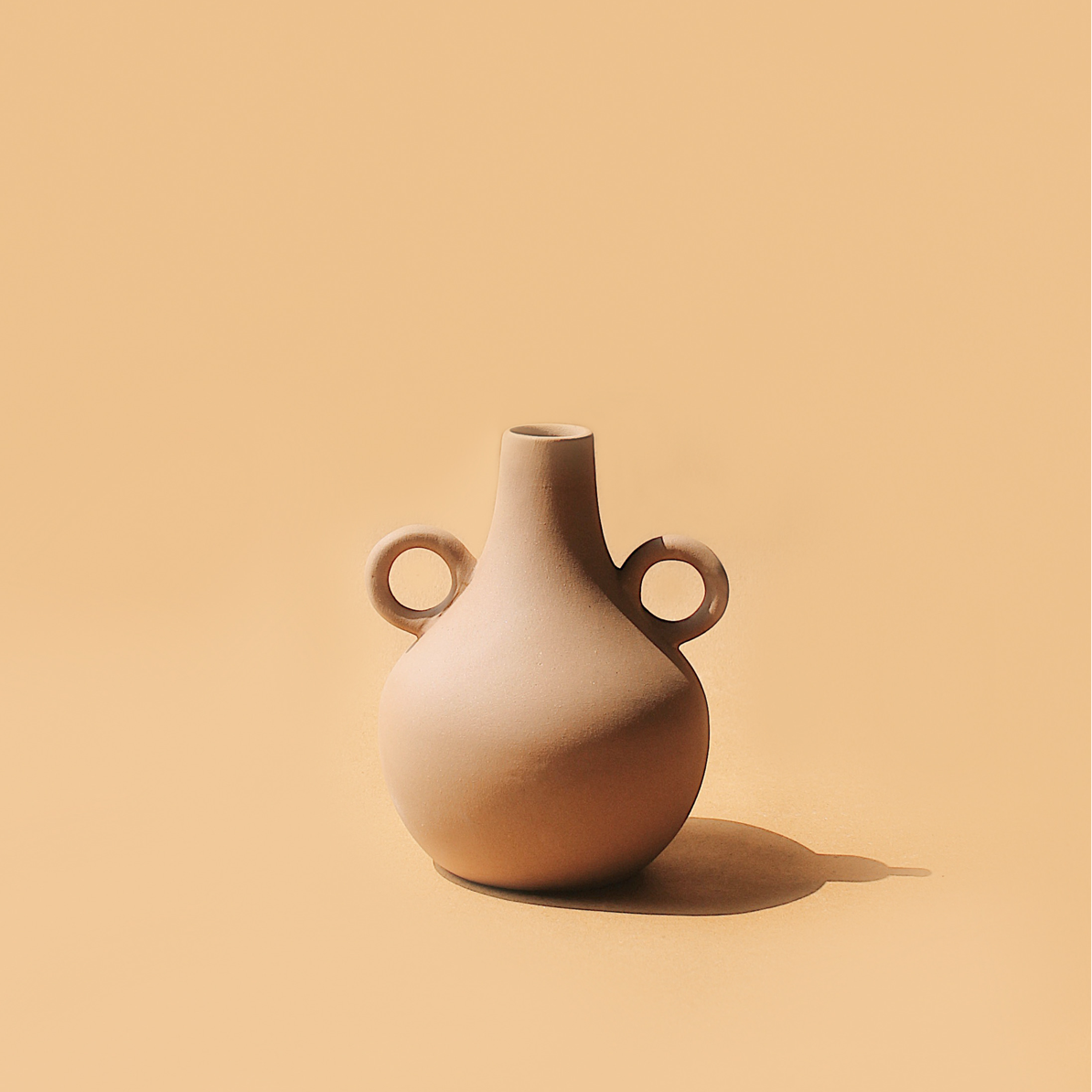 Belly Ceramic Vase | Ancient-Inspired Sculpture | Dried Flowers | Black, Terracotta & Off-White