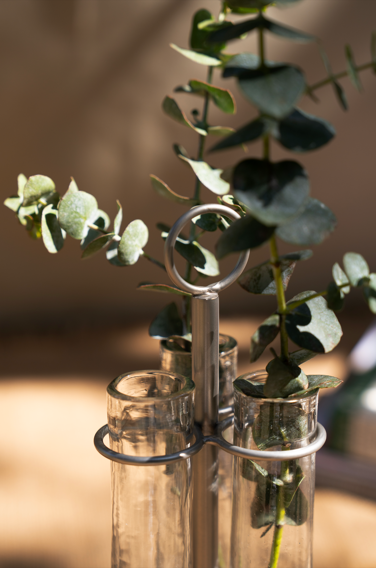 Floral Trio Table Vase – Hammered Pewter Finish