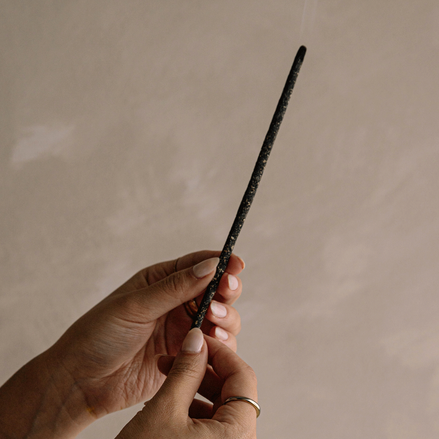 White Sage Incense Sticks | 7 Hand-Rolled in Peru | Organic | 45-60 Min Burn | Powered by People