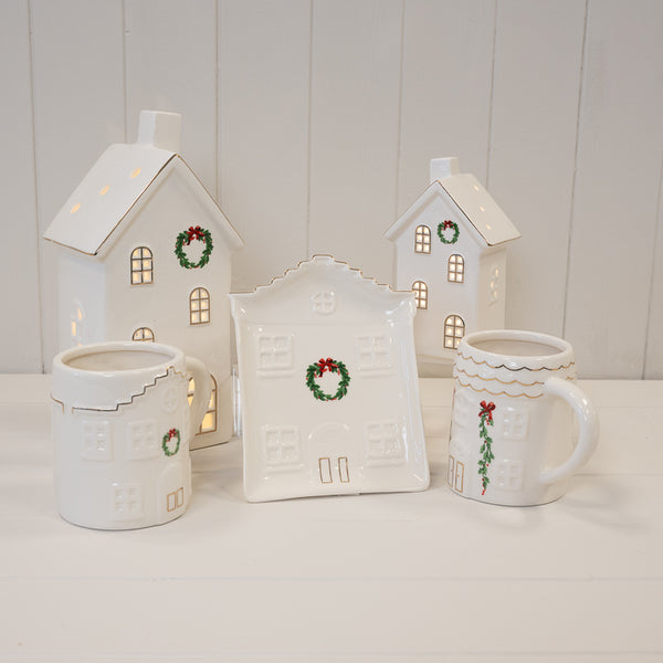 Cosy Christmas House Plate Home Decoration
